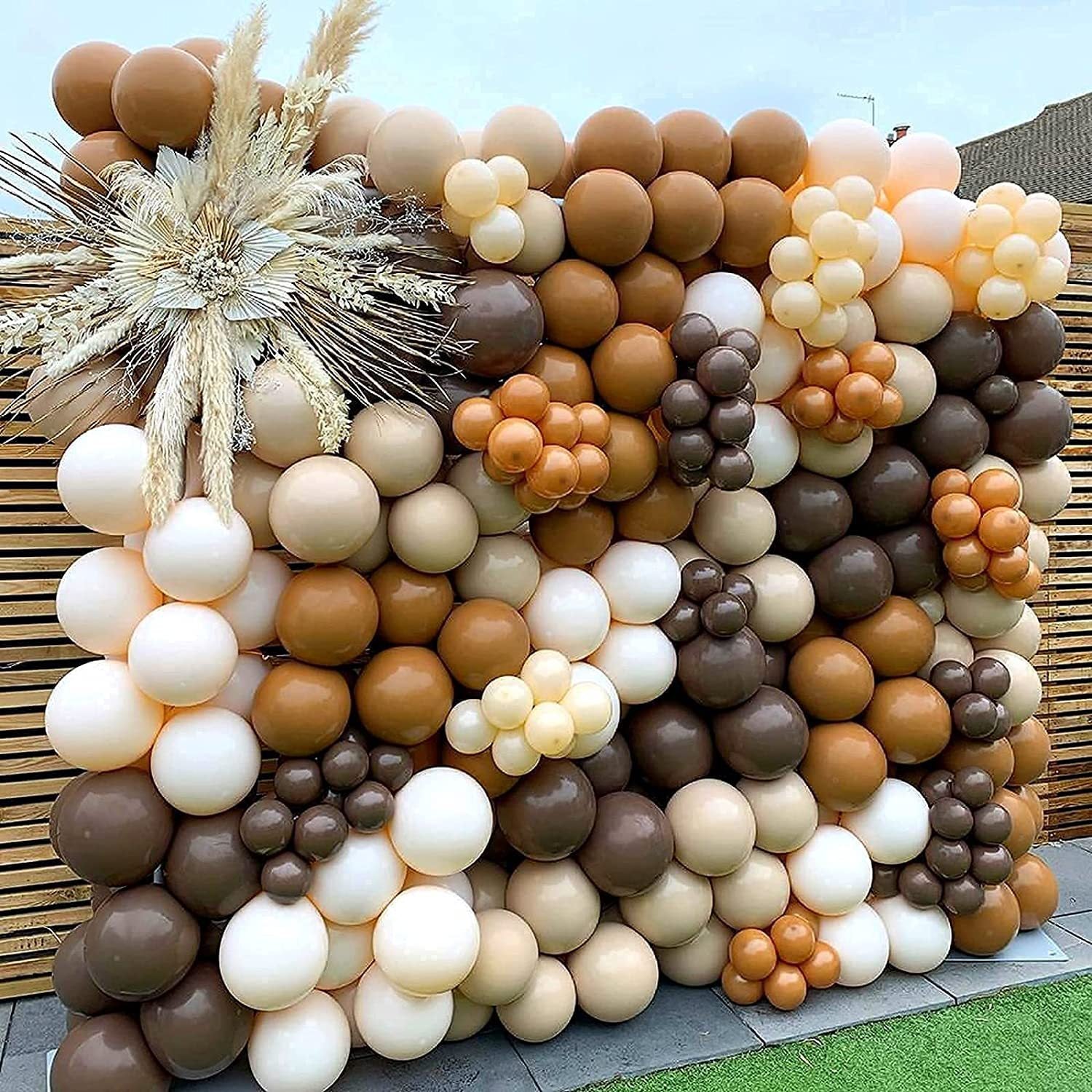 Neutral Gold Retro Balloon Arch Kit – Apricot, Cocoa & Metallic Gold Balloons for Birthday, Baby Shower & Elegant Party Decor (152 Pieces)